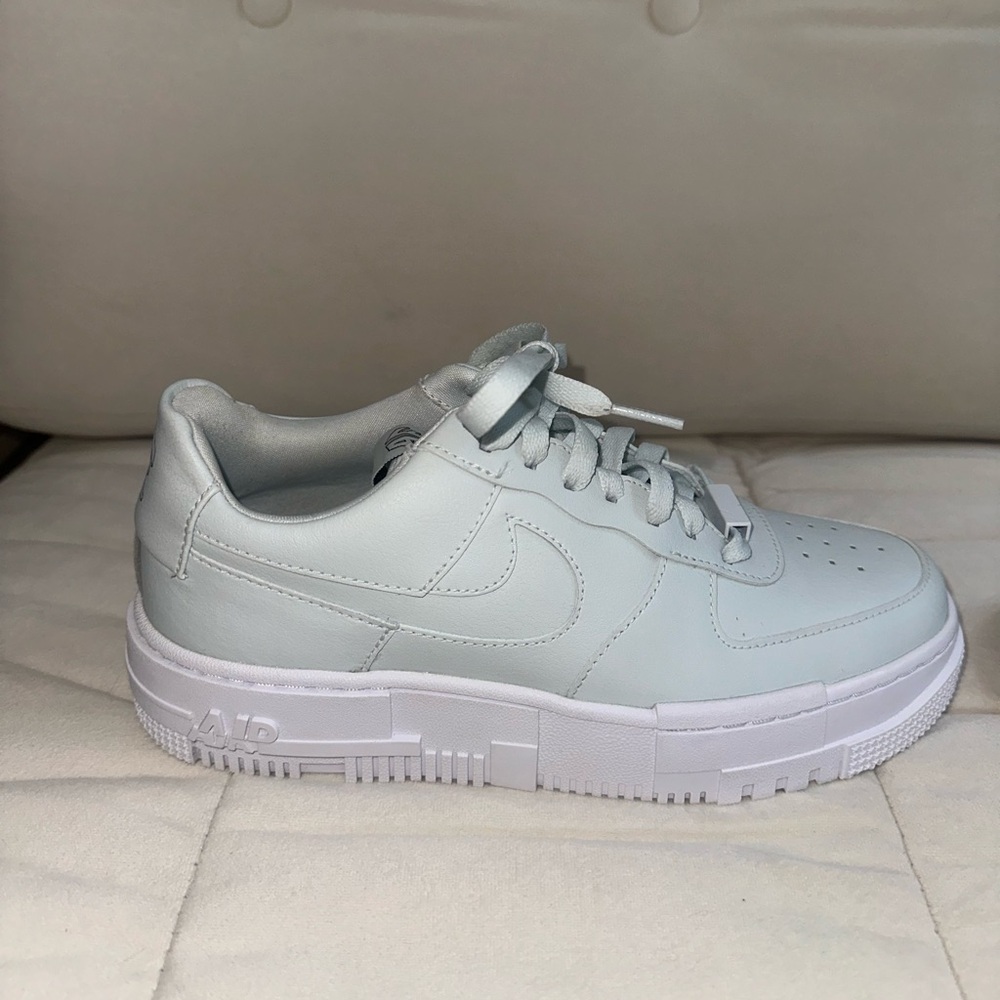 Wmns Air Force 1 'Pixel Ghost Aqua'